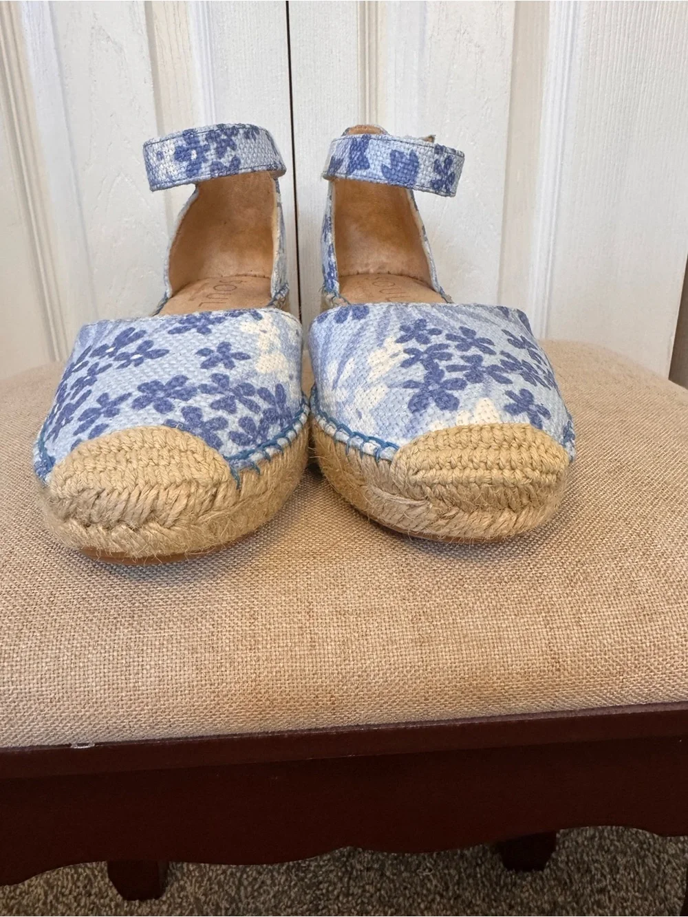 SOUL Naturalizer Women's Blue Floral Espadrille Wedge Ankle Velcro Sandals Sz 6W